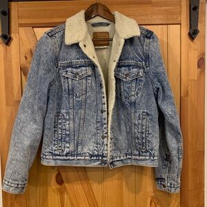 Levi Sherpa-Lined Jacket